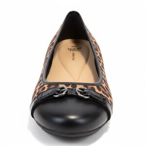 New Women’s Leopard Animal Print Ballet Flats 9.5 Memory Foam Mob Wife Comfot